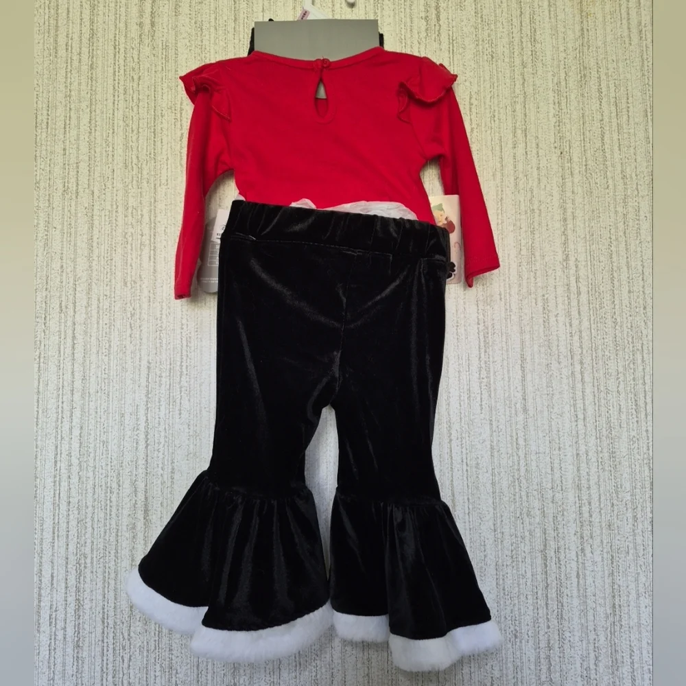 NWT Baby Essentials Size 9 Months Girls Christmas Outfit